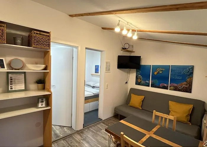 Hiska Darwin Apartment *